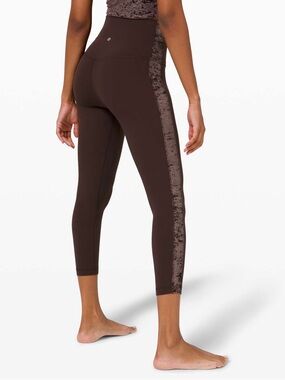 Lululemon Align Super High-Rise Crop *Crushed Velvet
French Press